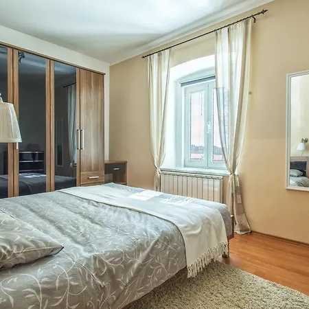 Living With Nature Apartment Pula