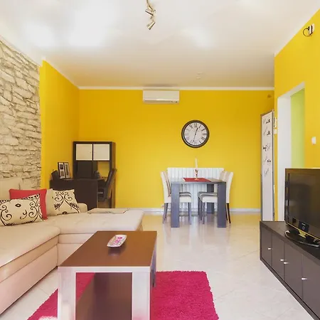Living With Nature Apartment *