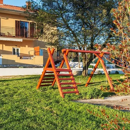 Living With Nature Apartment *
